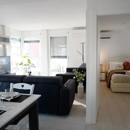Lakeside Attic Appartamento Lugano